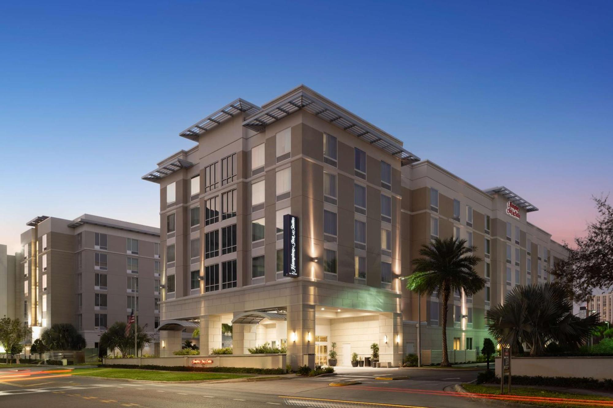 Hampton Inn & Suites Orlando/Downtown South - Medical Center Bagian luar foto